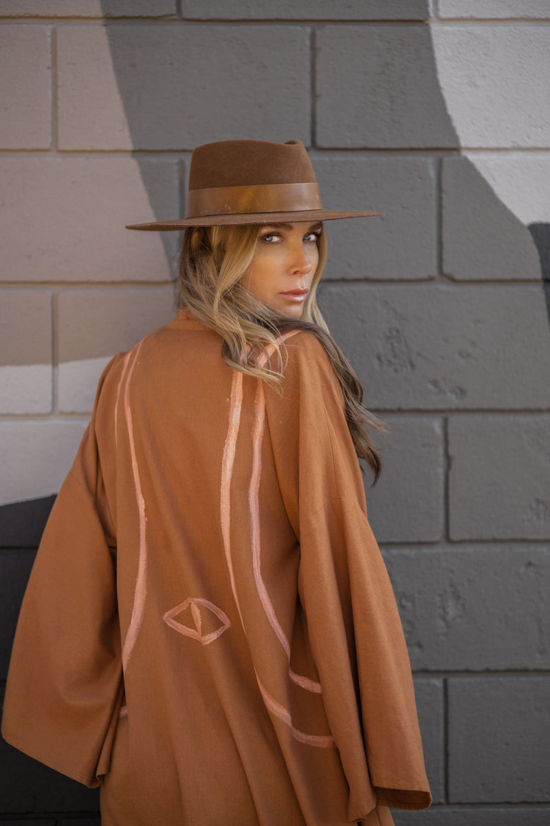 WARRIOR EYE Hand-Painted Linen Kimono ⎹ Windsor Tan