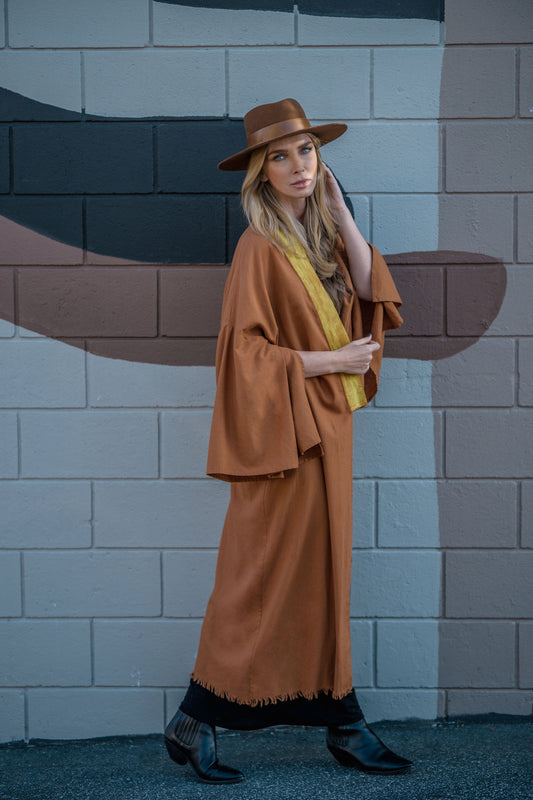 TAKE ME AS I AM Hand-Painted Linen Kimono⎪Sunbathed Tan Chartreuse