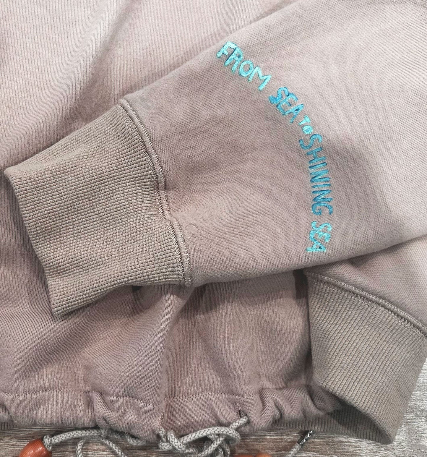 I GOT YOUR BACK Hand-Painted Cropped Sweatshirt - Washed Tan